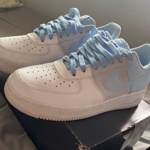 Nike Air Force 1